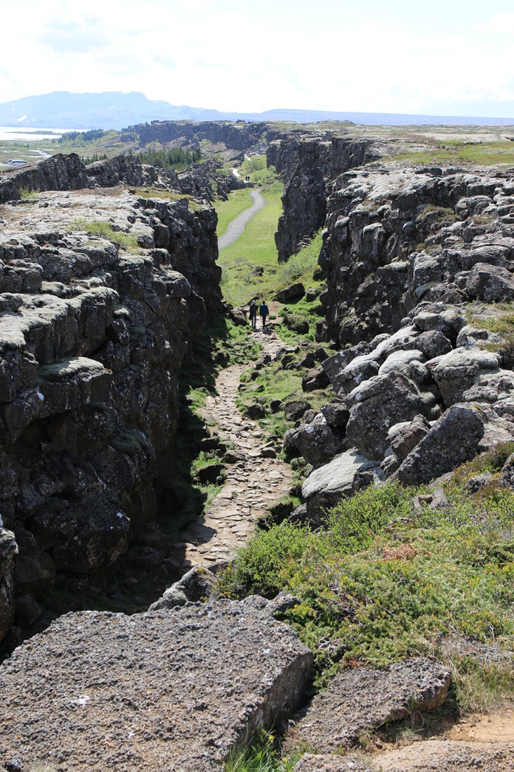 Island Thingvellir Weg durch den Graben